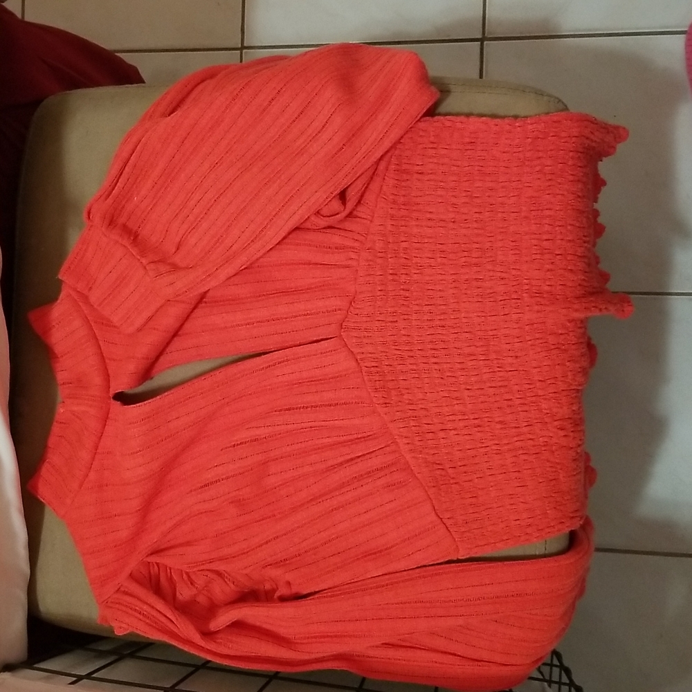 Long sleeve top